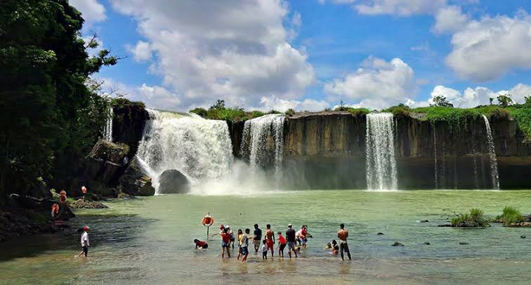 Dray Nur Waterfall